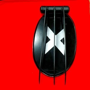 X-men Memorabilia - Wolverine Claws